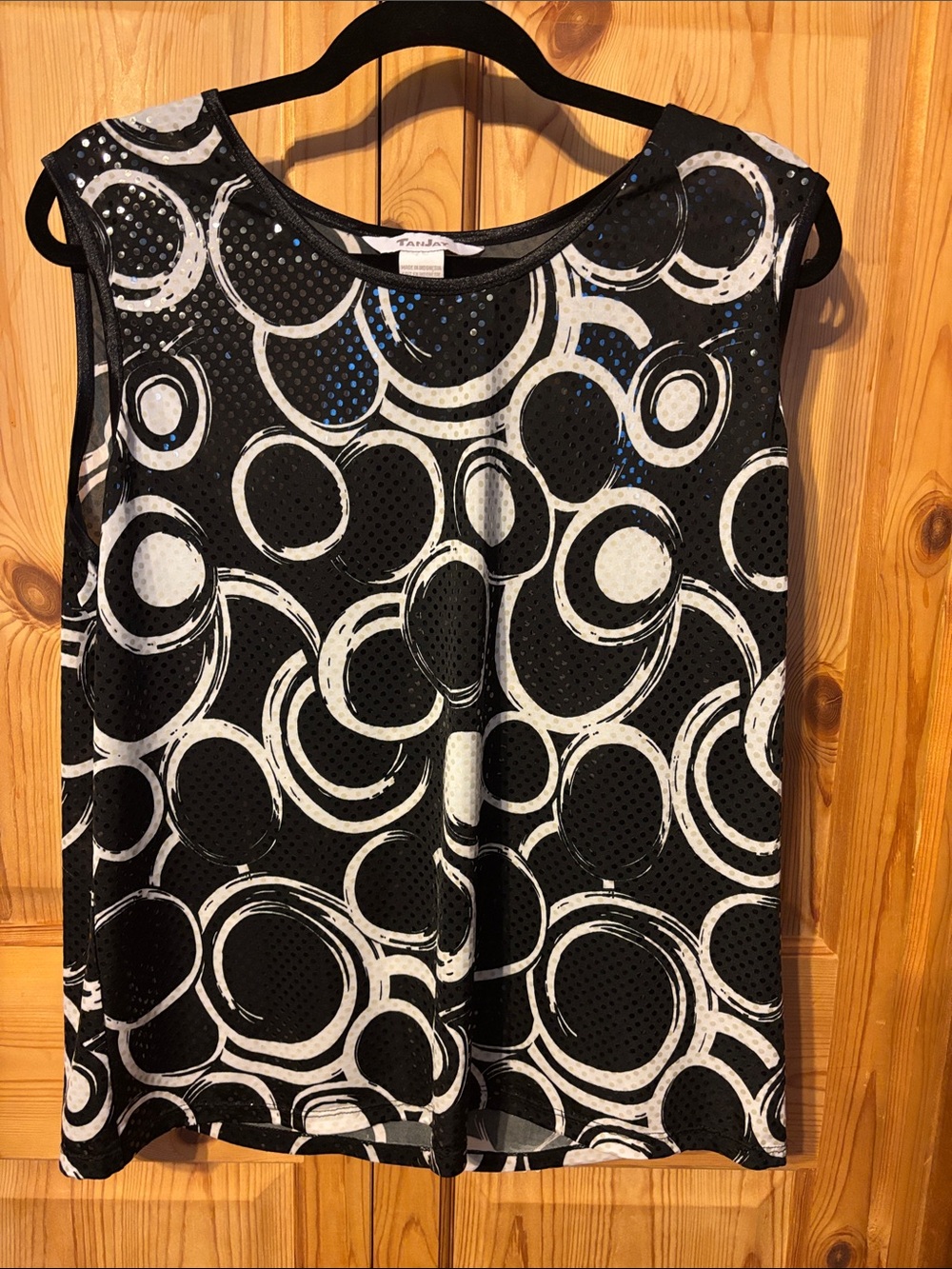 TanJay Black & White Sleeveless Circle-Print Tank